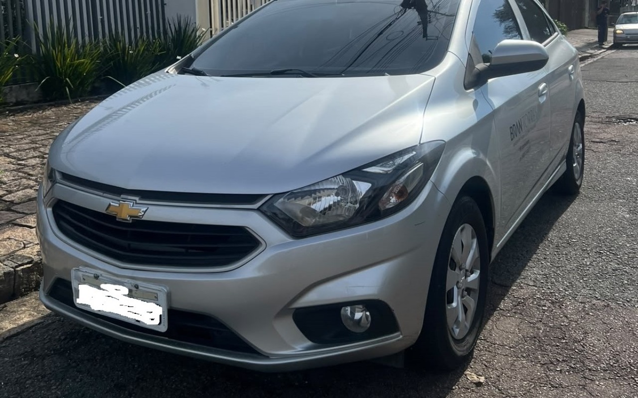 imagem-https://www.socarrao.com.br/sc-vehicle-images-prod/3093740/1786495888117-V2hhdHNBcHAgSW1hZ2UgMjAyNi0wOC0wNyBhdCAxMy4zMy41MiAoMikuanBlZw.jpeg