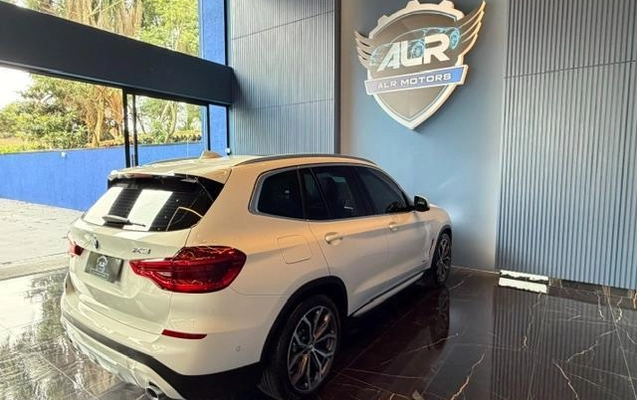 imagem-https://www.socarrao.com.br/sc-vehicle-images-prod/3093750/1789585901760-8358633_6_B_3bdf0ffd0f.jpeg