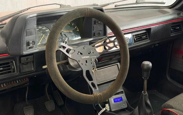 imagem-https://www.socarrao.com.br/sc-vehicle-images-prod/3093751/1789515776714-8358710_12_B_93a3dfd417.jpeg
