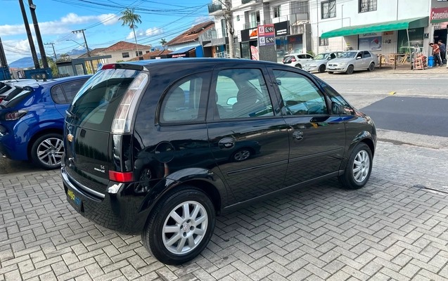 imagem-https://www.socarrao.com.br/sc-vehicle-images-prod/3093884/1786121067305-f7d83bf1-e1f4-4847-ba4f-2887f6cbb186.jpeg