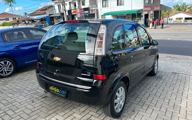 imagem-https://www.socarrao.com.br/sc-vehicle-images-prod/3093884/1786121067307-0d477d4a-cf01-40a6-861b-20bcd0c723af.jpeg
