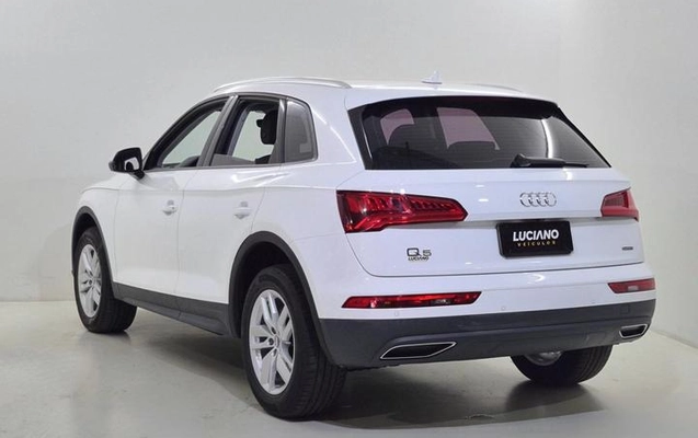 imagem-https://www.socarrao.com.br/sc-vehicle-images-prod/3093911/1789050524701-7732999_17_B_8cbcd9b6a4.jpeg
