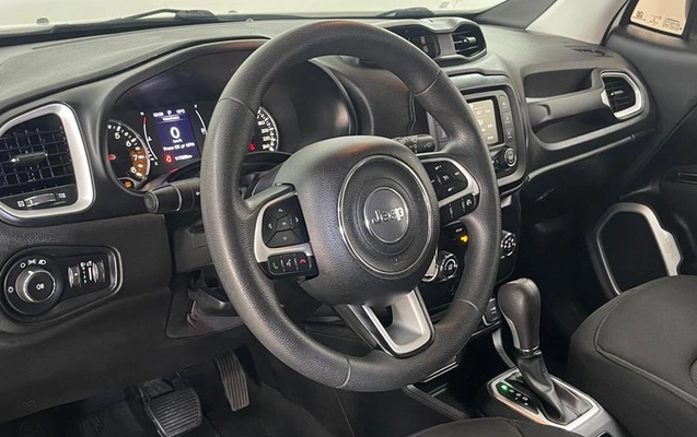 imagem-https://www.socarrao.com.br/sc-vehicle-images-prod/3093924/1786803888808-8228876_17_B_f2357405cd.jpeg