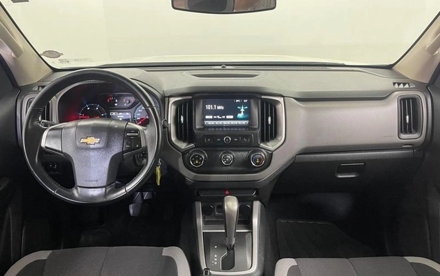 imagem-https://www.socarrao.com.br/sc-vehicle-images-prod/3093936/1789051464531-8068613_7_B_91671376ff.jpeg