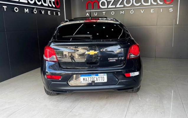 imagem-https://www.socarrao.com.br/sc-vehicle-images-prod/3094025/1789072368375-003_3d370124d815569398b9bb34128773db.jpeg