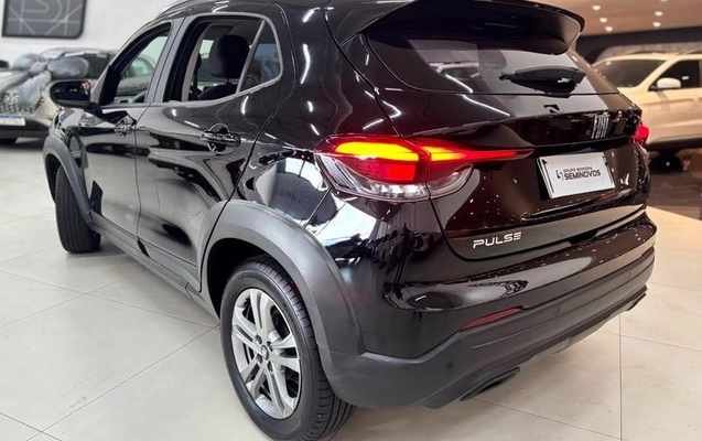 imagem-https://www.socarrao.com.br/sc-vehicle-images-prod/3094034/1786123328443-8359016_12_B_2fc8682a2f.jpeg