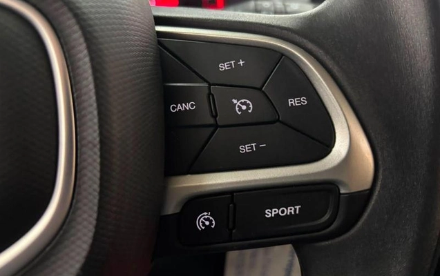 imagem-https://www.socarrao.com.br/sc-vehicle-images-prod/3094034/1786123328450-8359016_8_B_c20e0fa0ff.jpeg