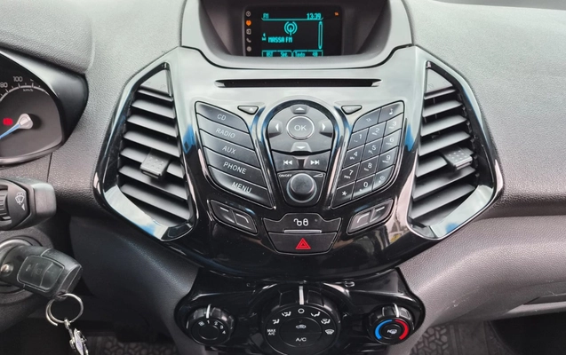 imagem-https://www.socarrao.com.br/sc-vehicle-images-prod/3094053/1786123716717-V2hhdHNBcHAgSW1hZ2UgMjAyNi0wOC0wNyBhdCAxMy41Mi41Ni5qcGVn.jpeg