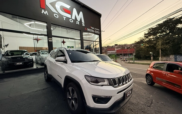 imagem-https://www.socarrao.com.br/sc-vehicle-images-prod/3094087/1786124374760-1_035112.jpg