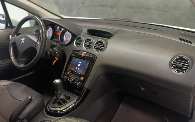 imagem-https://www.socarrao.com.br/sc-vehicle-images-prod/3094115/1786464926768-8286553_24_B_e4fca3804a.jpeg
