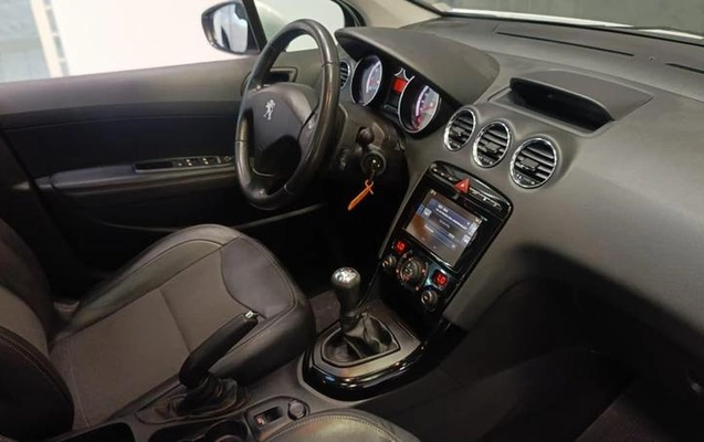 imagem-https://www.socarrao.com.br/sc-vehicle-images-prod/3094115/1786464926772-8286553_20_B_726d9f9407.jpeg