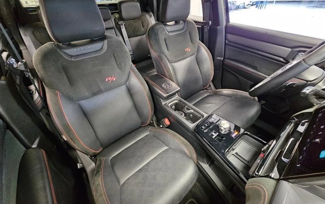 imagem-https://www.socarrao.com.br/sc-vehicle-images-prod/3094219/1786126060019-8359345_5_B_675b52dbc3.jpeg
