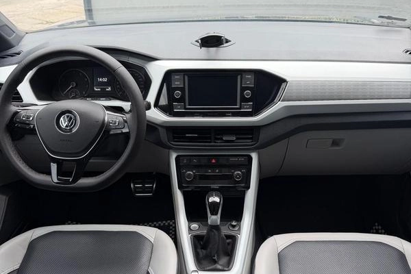 imagem-https://www.socarrao.com.br/sc-vehicle-images-prod/3094223/1788889948396-8359341_1_B_daf0d2e1bb.jpeg