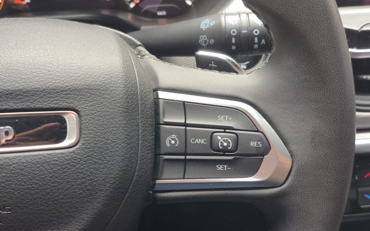 imagem-https://www.socarrao.com.br/sc-vehicle-images-prod/3094229/1786126300266-YTc5MTAyOTYtMzBjYy00OWRlLTk0ODMtMDY3YjA3OGFhZWZhLmpwZWc.jpeg