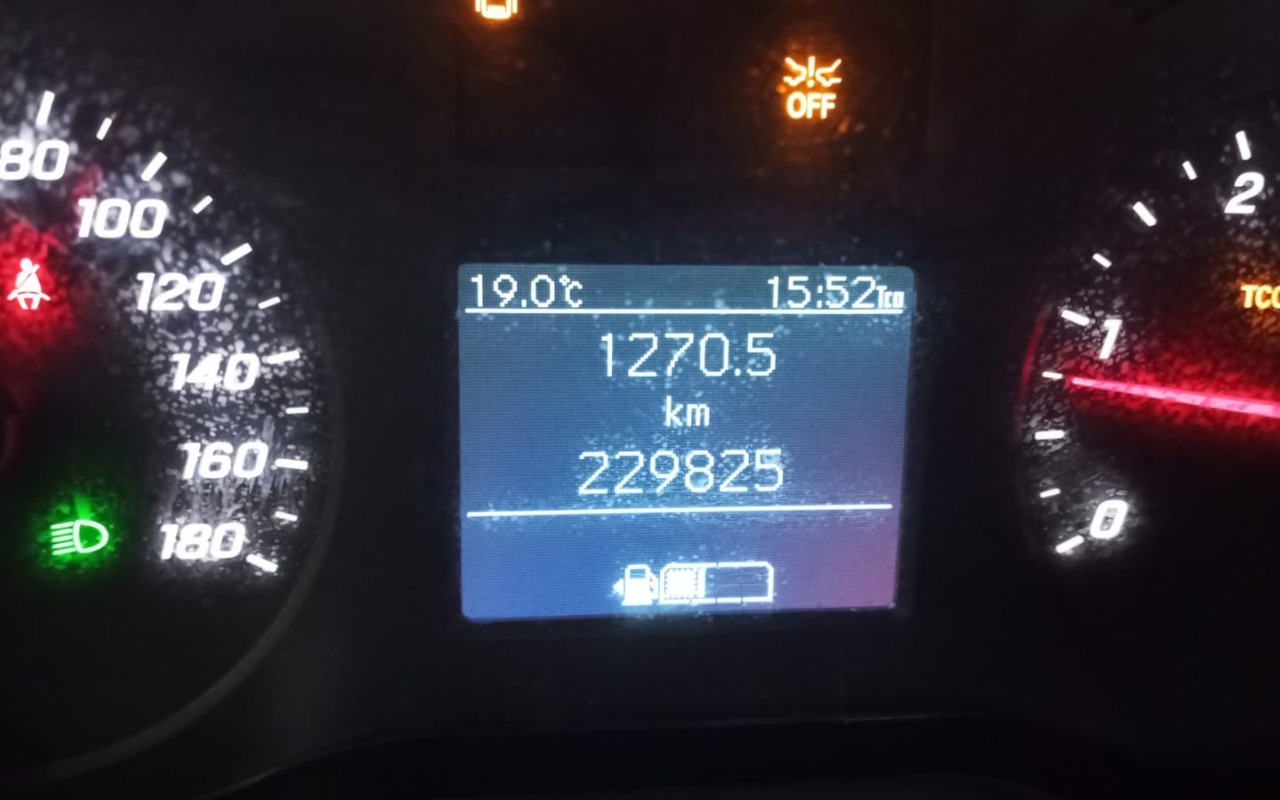 imagem-https://www.socarrao.com.br/sc-vehicle-images-prod/3094356/1786128728871-MDlhNDc3YTgtZjYxNi00YTQxLTljYjgtYWM2ZjI2NDliOWIwLmpwZw.jpg