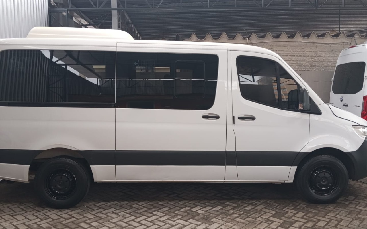 imagem-https://www.socarrao.com.br/sc-vehicle-images-prod/3094356/1786128729276-YWM4MDIzOTgtMDYwMC00M2FhLTg2MjQtYWU4NTY5MGU1ZDc3LmpwZw.jpg