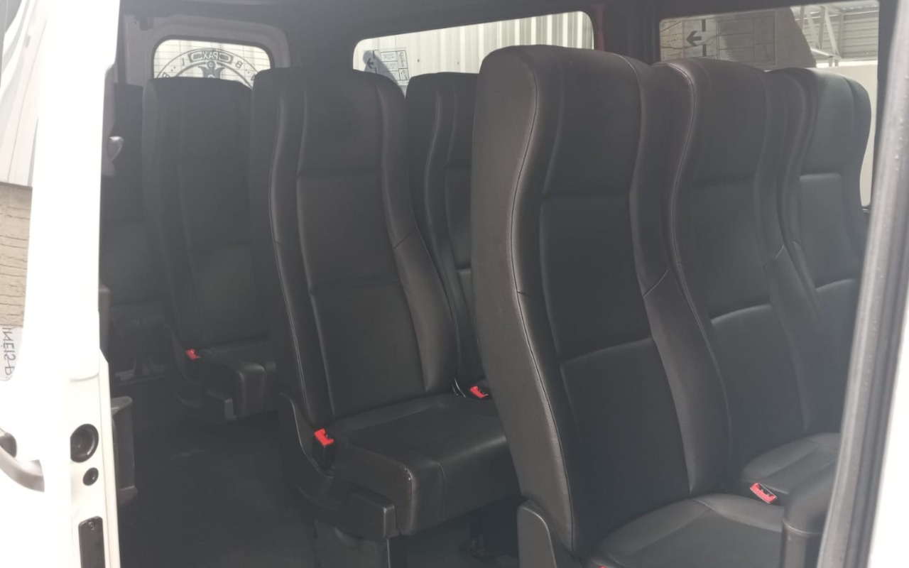 imagem-https://www.socarrao.com.br/sc-vehicle-images-prod/3094356/1786128729598-ZTA1OWUwYjYtZTQ4OC00MDBmLTg5NGYtMmQ2YjFlNjRjMDFlLmpwZw.jpg