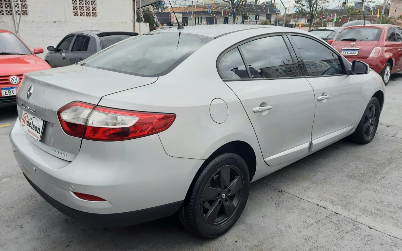 imagem-https://www.socarrao.com.br/sc-vehicle-images-prod/3094365/1786128909415-MDQuamZpZg.jfif