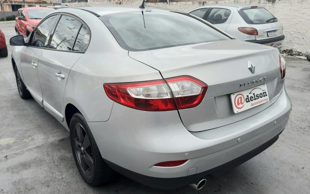 imagem-https://www.socarrao.com.br/sc-vehicle-images-prod/3094365/1786128909609-MDYuamZpZg.jfif