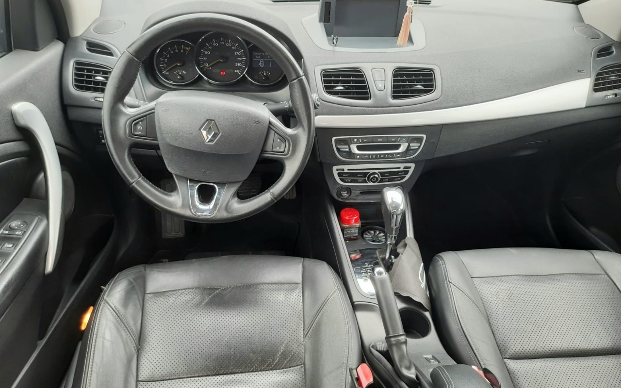 imagem-https://www.socarrao.com.br/sc-vehicle-images-prod/3094365/1786128909834-MDguamZpZg.jfif