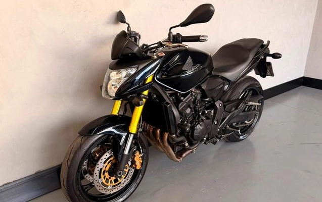 imagem-https://www.socarrao.com.br/sc-vehicle-images-prod/3094435/1786129818010-8321493_0_B_36a5476340.jpeg