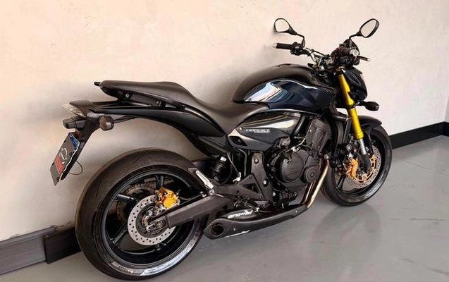imagem-https://www.socarrao.com.br/sc-vehicle-images-prod/3094435/1786129818024-8321493_6_B_b8019d73b9.jpeg