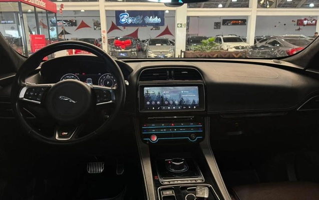 imagem-https://www.socarrao.com.br/sc-vehicle-images-prod/3094489/1789507810386-7954944_0_B_946d5f7a7e.jpeg