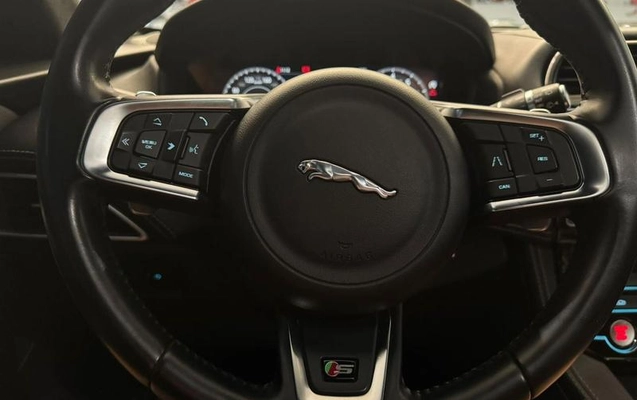imagem-https://www.socarrao.com.br/sc-vehicle-images-prod/3094489/1789507810388-7954944_9_B_7a98aa4c08.jpeg