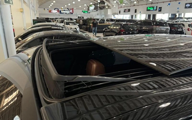 imagem-https://www.socarrao.com.br/sc-vehicle-images-prod/3094489/1789507810404-7954944_5_B_b269e8e245.jpeg