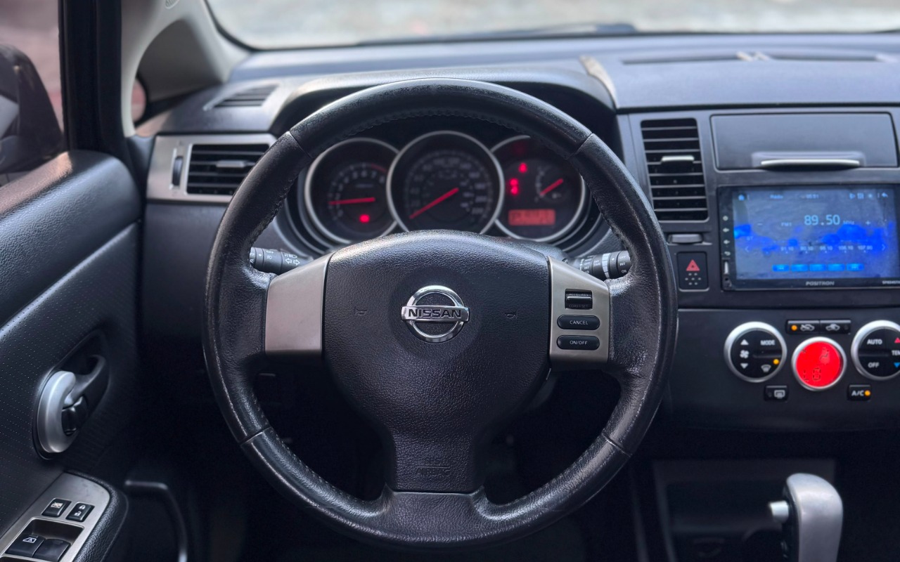 imagem-https://www.socarrao.com.br/sc-vehicle-images-prod/3094501/1786130905470-SU1HLTIwMjYwNzMwLVdBMDA4MS5qcGc.jpg