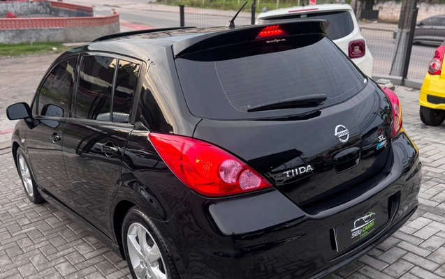 imagem-https://www.socarrao.com.br/sc-vehicle-images-prod/3094501/1786130906317-SU1HLTIwMjYwNzMwLVdBMDA3Mi5qcGc.jpg