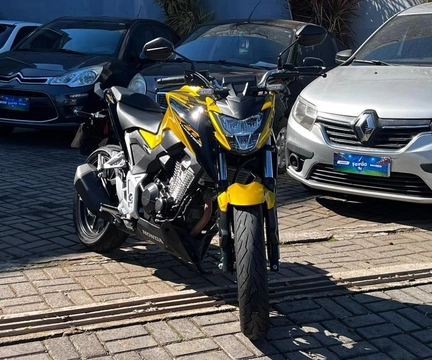 Honda CB 300F Twister Flex 2024 Amarelo — foto 1 de 3