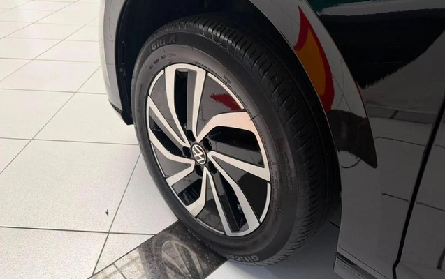 imagem-https://www.socarrao.com.br/sc-vehicle-images-prod/3094524/1789076110262-8356709_14_B_324bee7d26.jpeg