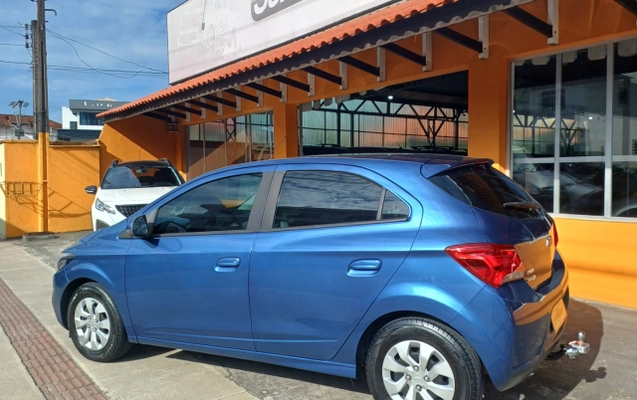 imagem-https://www.socarrao.com.br/sc-vehicle-images-prod/3094568/1786131590710-app-photos-GbIA96doWrrVoLOxwUswPz8xAGO2CVg5.jpg