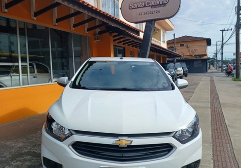 Chevrolet Onix 2019 Branco — foto 1 de 3