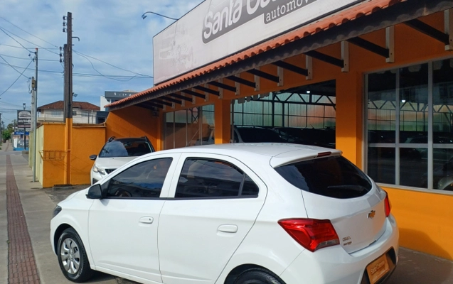 imagem-https://www.socarrao.com.br/sc-vehicle-images-prod/3094569/1786131621726-app-photos-dMXXWe7eEF6Ped7bYtEaEofsijMTEm3A.jpg