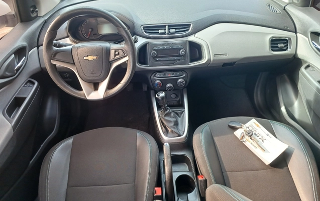 imagem-https://www.socarrao.com.br/sc-vehicle-images-prod/3094569/1786131621736-app-photos-z90QYIMTCzmgZl81T4Ii6igrv9TAIovB.jpg