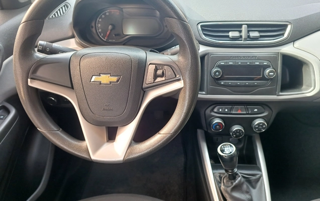 imagem-https://www.socarrao.com.br/sc-vehicle-images-prod/3094569/1786131621738-app-photos-Zn54rTpBFafryKWaePHcNUaVthVfuxWv.jpg