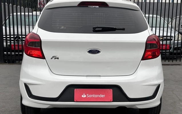 imagem-https://www.socarrao.com.br/sc-vehicle-images-prod/3094588/1786131906069-8170610_4_B_3cceea92c5.jpeg