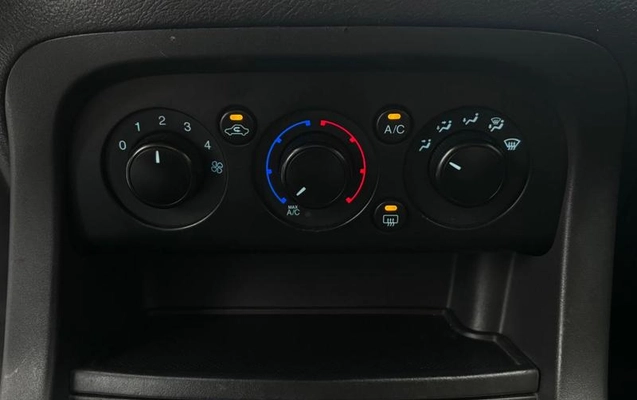 imagem-https://www.socarrao.com.br/sc-vehicle-images-prod/3094588/1786131906077-8170610_9_B_115f59772c.jpeg