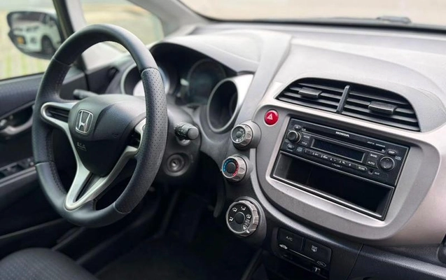 imagem-https://www.socarrao.com.br/sc-vehicle-images-prod/3094600/1789591775626-8291037_4_B_6b6d987780.jpeg