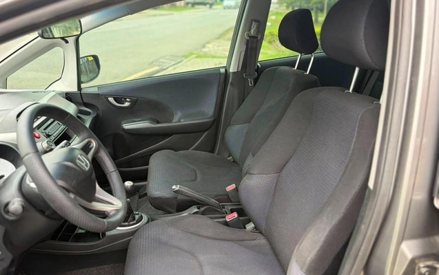 imagem-https://www.socarrao.com.br/sc-vehicle-images-prod/3094600/1789591775632-8291037_7_B_6c07f58334.jpeg