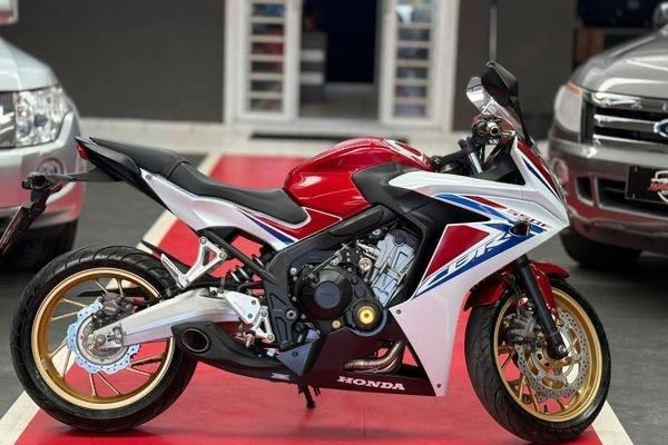 imagem-https://www.socarrao.com.br/sc-vehicle-images-prod/3094601/1789656746253-8359852_2_B_8e88c480ee.jpeg