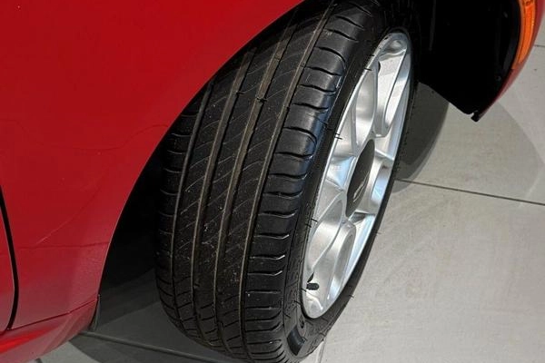 imagem-https://www.socarrao.com.br/sc-vehicle-images-prod/3094615/1786132289359-7990480_17_B_0daf873960.jpeg