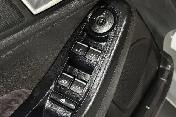 imagem-https://www.socarrao.com.br/sc-vehicle-images-prod/3094616/1786132340046-8171088_10_B_6183ba0ca9.jpeg