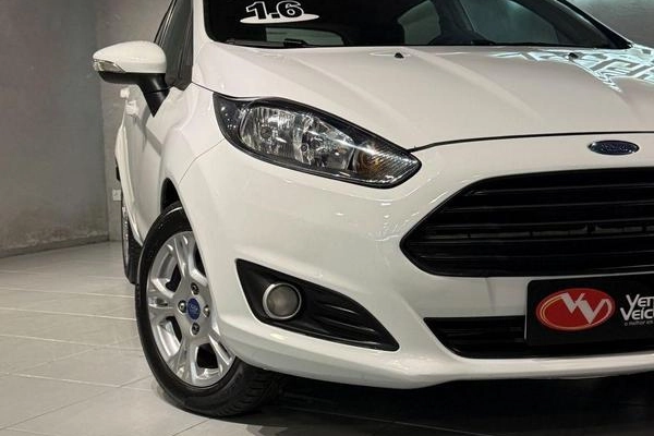 imagem-https://www.socarrao.com.br/sc-vehicle-images-prod/3094616/1786132340053-8171088_15_B_f8b841ac34.jpeg