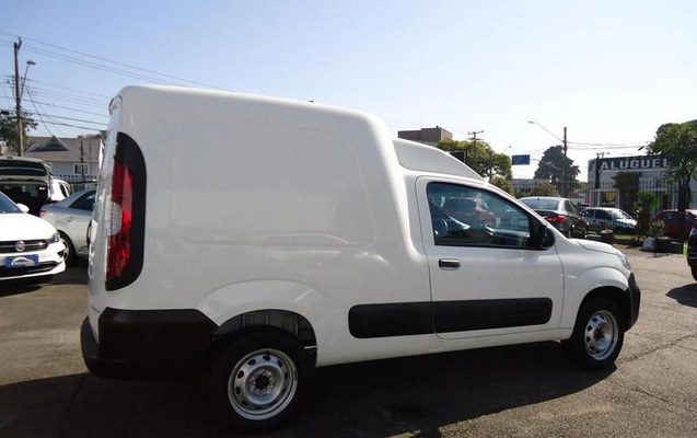 imagem-https://www.socarrao.com.br/sc-vehicle-images-prod/3094742/1789676591976-8360206_4_B_74d527132c.jpeg