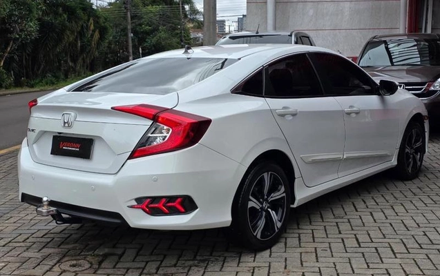imagem-https://www.socarrao.com.br/sc-vehicle-images-prod/3094747/1787419398555-8360471_8_B_1ff207c729.jpeg