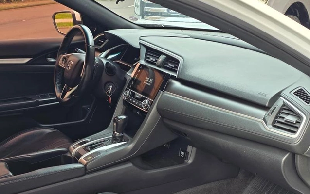imagem-https://www.socarrao.com.br/sc-vehicle-images-prod/3094747/1787419398557-8360471_9_B_6ca3ad86da.jpeg