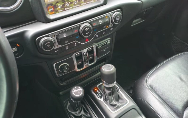 imagem-https://www.socarrao.com.br/sc-vehicle-images-prod/3094750/1788617718431-8358260_8_B_3f134c51fb.jpeg